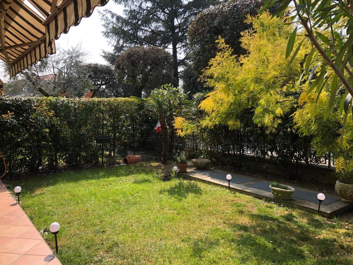 Casa Mimosa Lägenhet Salò Exteriör bild